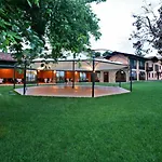 Tenuta Vecchio Castagno 3* Moransengo