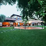 Tenuta Vecchio Castagno