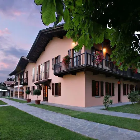 Tenuta Vecchio Castagno 3* Moransengo